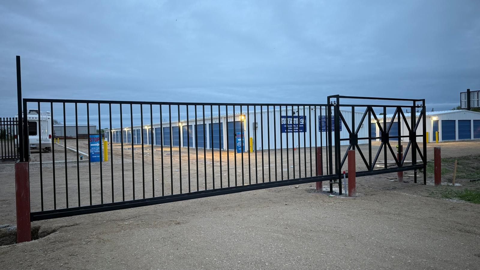 22ft Cantilever Sliding Gate